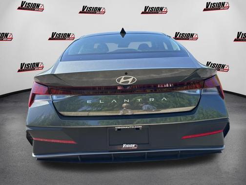Amazon Gray 2026 Hyundai ELANTRA SE