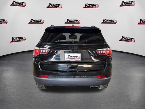 Diamond Black 2020 Jeep Compass Altitude