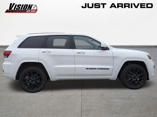 2022 Jeep Grand Cherokee WK Laredo