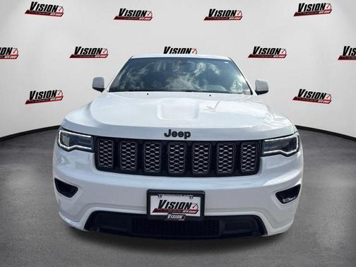 2022 Jeep Grand Cherokee WK Laredo