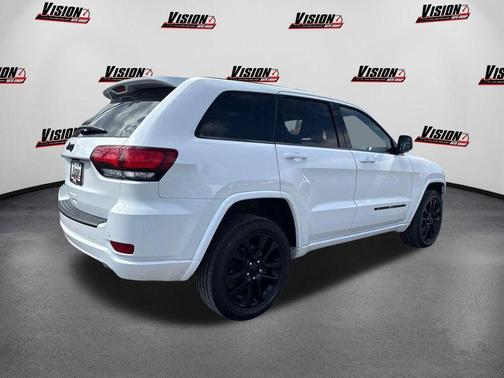 2022 Jeep Grand Cherokee WK Laredo