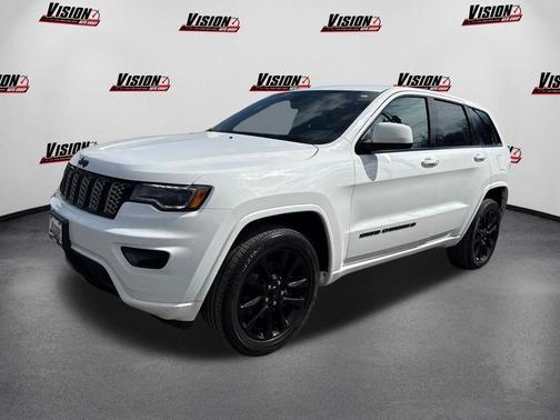 2022 Jeep Grand Cherokee WK Laredo
