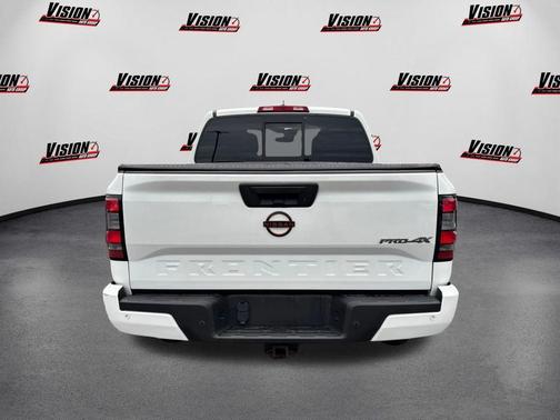 2022 Nissan Frontier PRO-4X