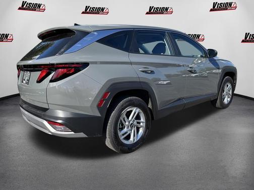 Hampton Gray 2025 Hyundai TUCSON SE