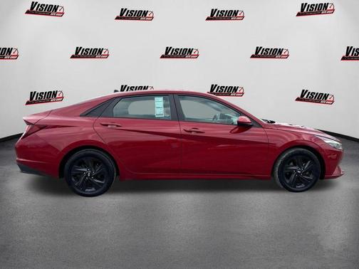 Scarlet Red Pearl 2021 Hyundai ELANTRA SEL