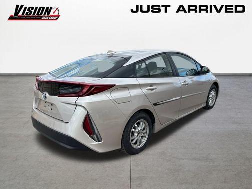 2021 Toyota Prius Prime LE