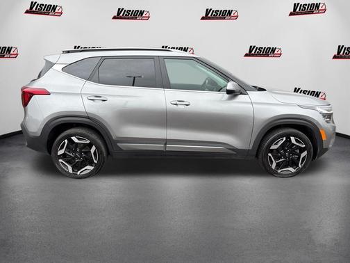 Steel Gray 2024 Kia Seltos SX