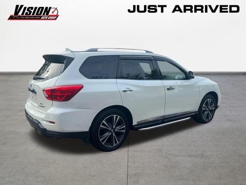 2019 Nissan Pathfinder Platinum