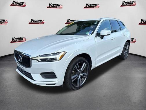 2018 Volvo XC60 T5 Momentum