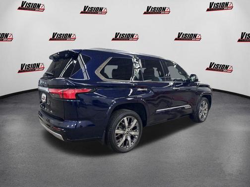 2023 Toyota Sequoia Capstone