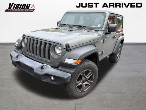 Sting Gray Clearcoat 2019 Jeep Wrangler Sport