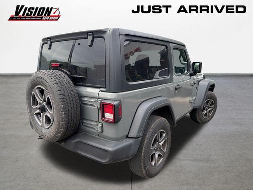 Sting Gray Clearcoat 2019 Jeep Wrangler Sport