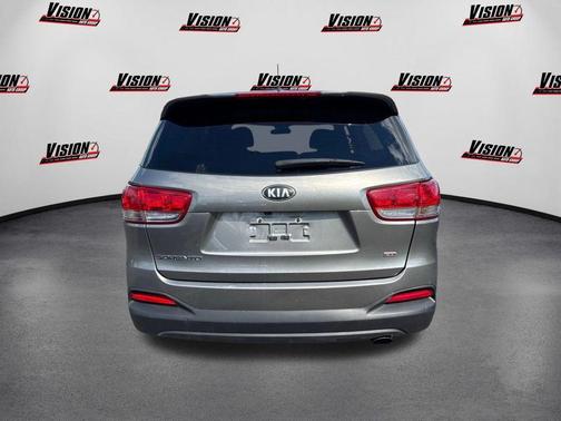 2018 Kia Sorento L