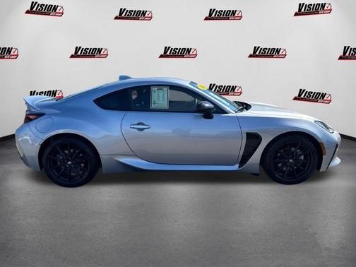 2024 Toyota GR86 Premium