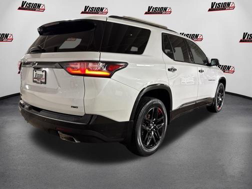 Pearl 2021 Chevrolet Traverse Premier
