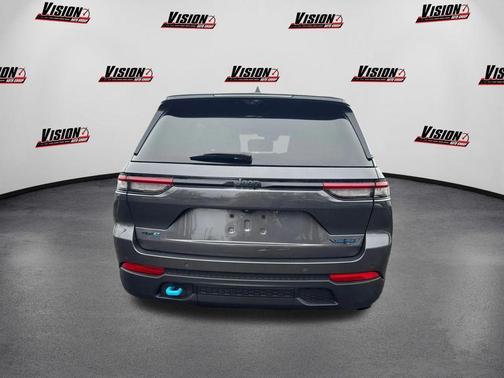 2024 Jeep Grand Cherokee 4xe Trailhawk