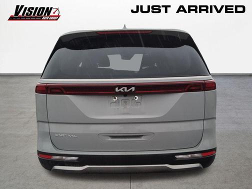 2024 Kia Carnival SX