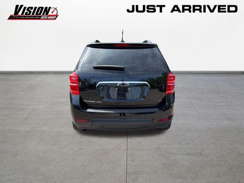 Mosaic Black Metallic 2017 Chevrolet Equinox LT