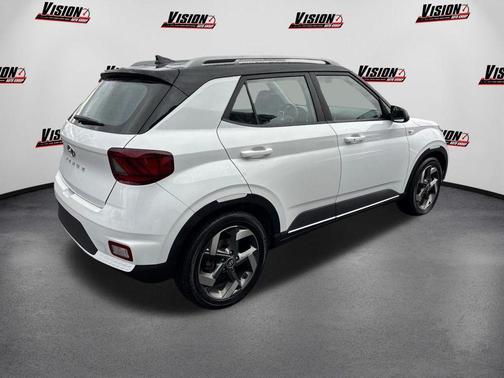 2022 Hyundai VENUE Limited