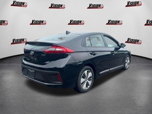 2018 Hyundai IONIQ Plug-In Hybrid Base