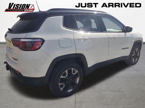 White Clearcoat 2018 Jeep Compass Trailhawk