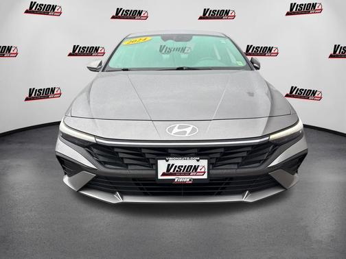 Metal 2024 Hyundai ELANTRA SEL