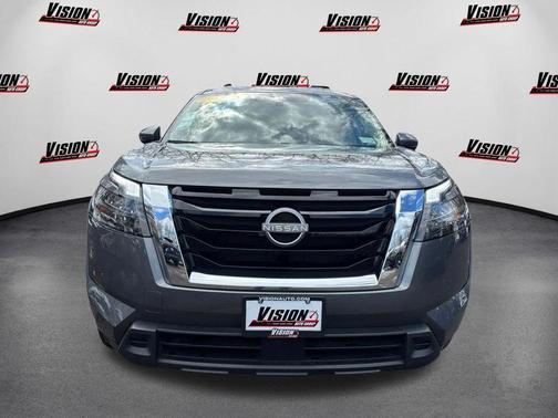 Gun Metallic 2025 Nissan Pathfinder SV