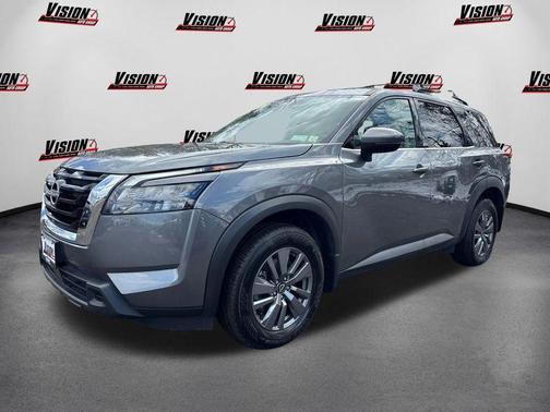 Gun Metallic 2025 Nissan Pathfinder SV