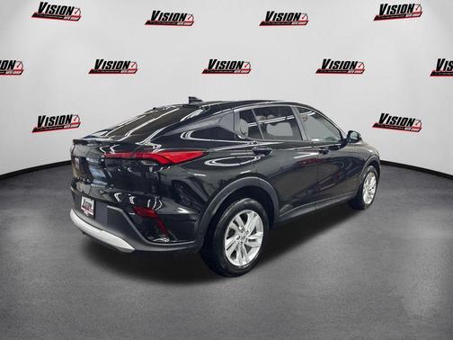 Ebony Twilight Metallic 2024 Buick Envista Preferred