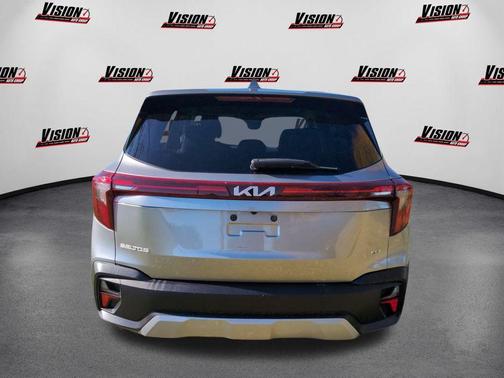 2024 Kia Seltos LX