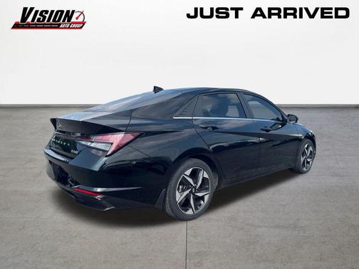 2022 Hyundai ELANTRA HEV Limited