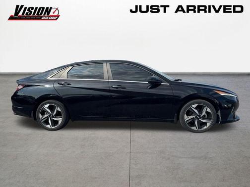 2022 Hyundai ELANTRA HEV Limited