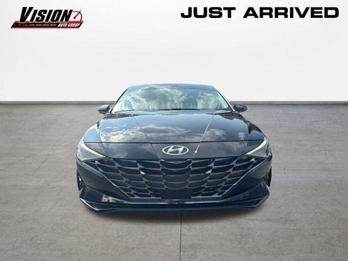 2022 Hyundai ELANTRA HEV Limited