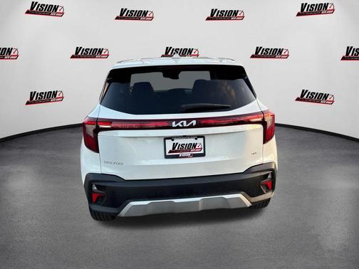 2024 Kia Seltos LX
