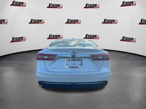 2018 Toyota Avalon XLE