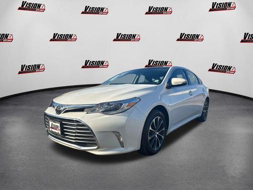 2018 Toyota Avalon XLE
