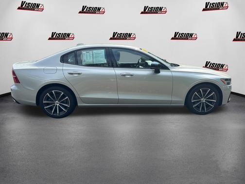 Birch 2021 Volvo S60 T5 Momentum