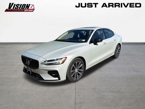 Birch 2021 Volvo S60 T5 Momentum