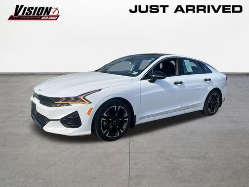 Glacial White Pearl 2022 Kia K5 GT-Line