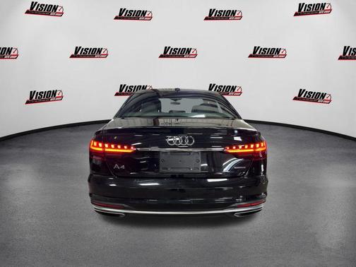 2022 Audi A4 45 S line Premium Plus