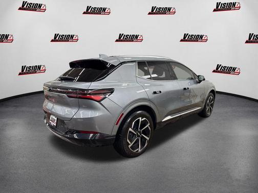 2025 Chevrolet Equinox EV LT 2