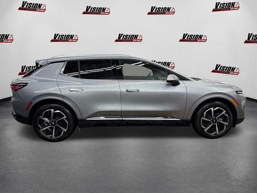 2025 Chevrolet Equinox EV LT 2