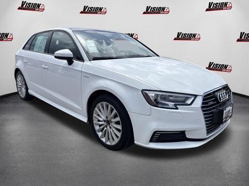 Ibis White 2017 Audi A3 e-tron 1.4T Premium