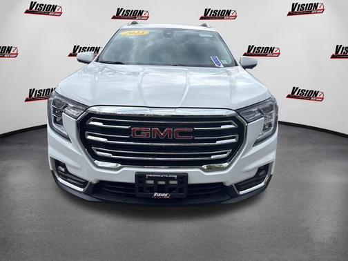 Summit White 2023 GMC Terrain SLT