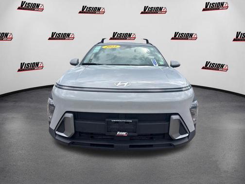 Cyber Gray Metallic 2025 Hyundai KONA SEL