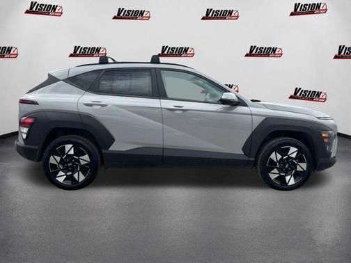 Cyber Gray Metallic 2025 Hyundai KONA SEL