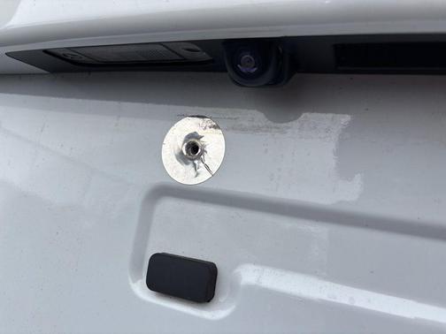 Chalk White 2021 Hyundai KONA SE