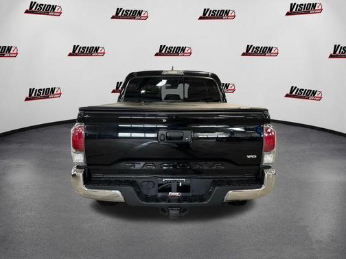 2022 Toyota Tacoma TRD Off Road