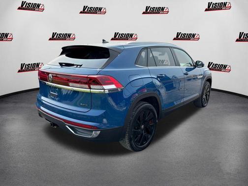 2025 Volkswagen Atlas Cross Sport 2.0T SE w/Technology