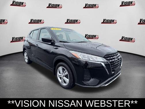 2022 Nissan Kicks S